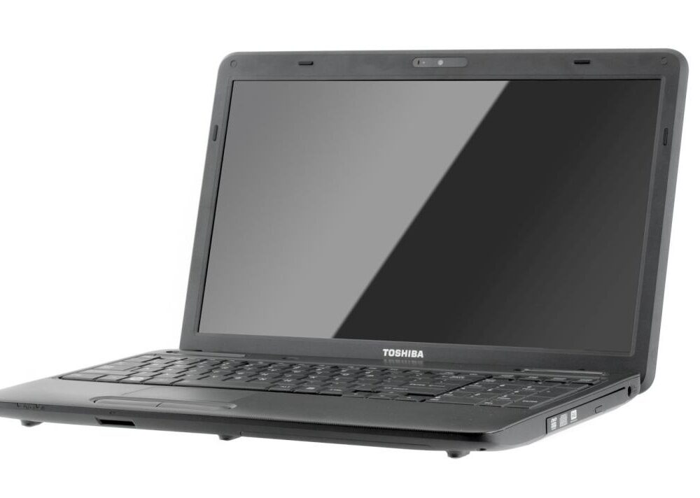 Ноутбук Toshiba Satelilite C670 (17.3″/Intel Core i3-2310M 2,1 GHz/RAM 8GB/SDD 240GB)