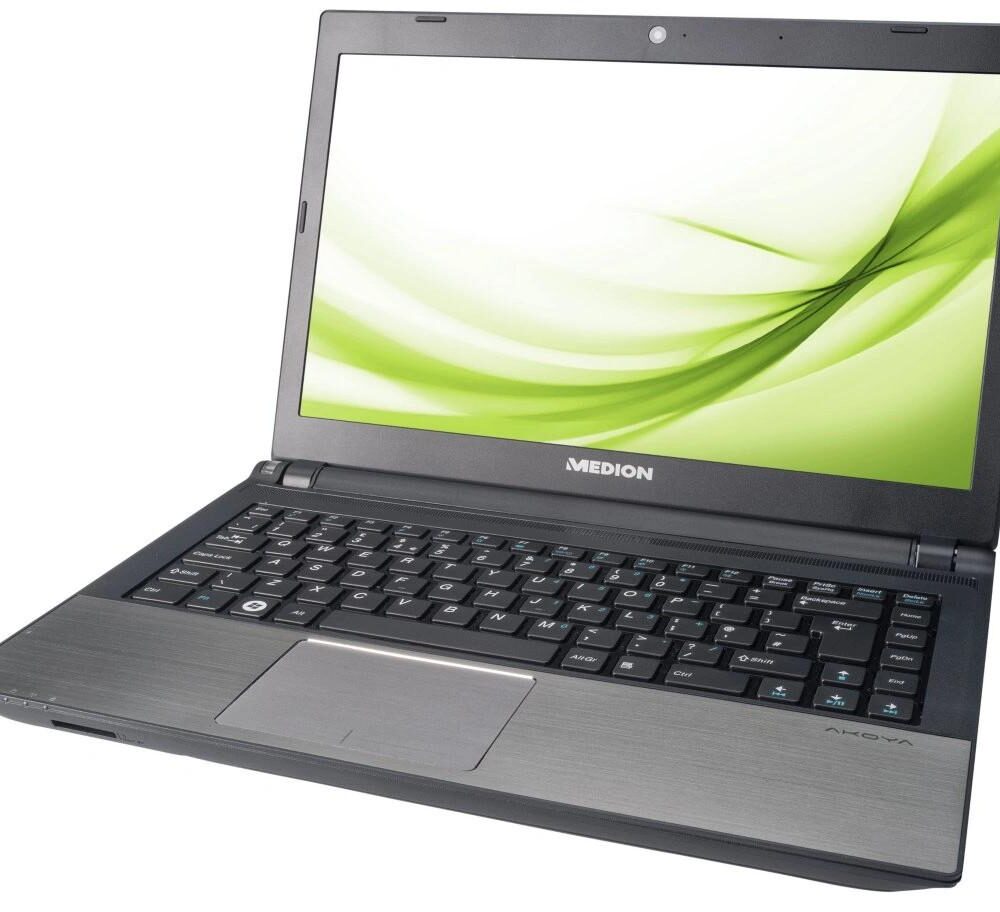 Ноутбук Medion S4215 (15.6″/Intel Core i3-2330M/RAM DDR3 8GB/SSD 240GB)